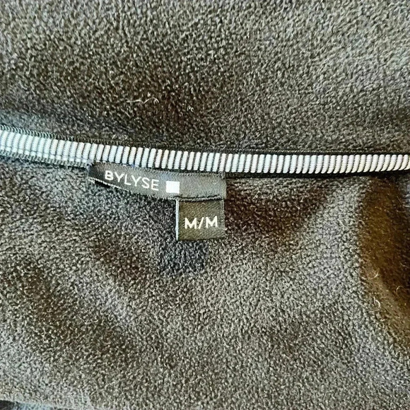 Bylyse Coat - Medium - Picture 9 of 9